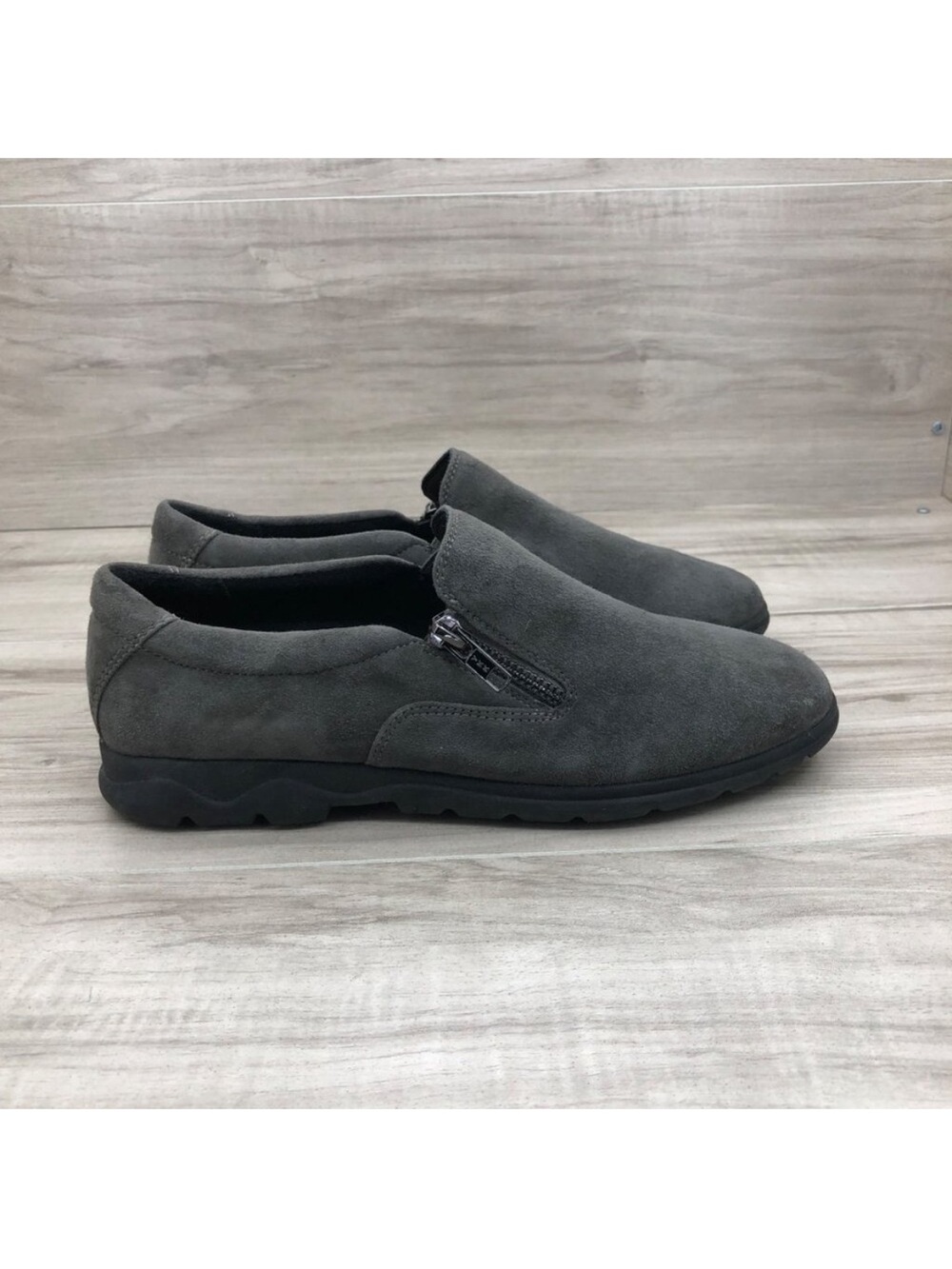 Vaneli Sport Shoes Womens 7.5N Lenore Gray Suede Zip Flat Comfort Shoes